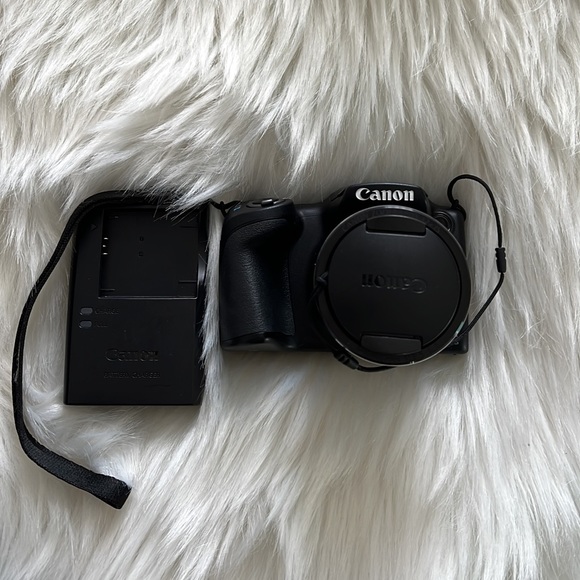 Canon PowerShot SX420IS 20.0-Megapixel Digital Camera in Black